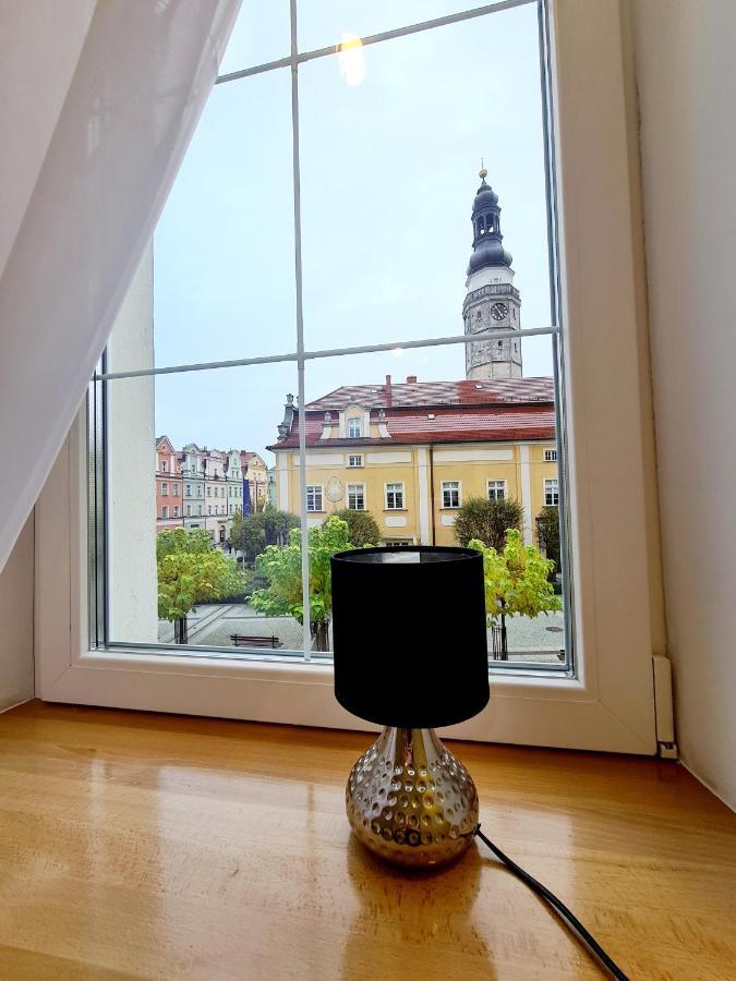 Apartamenty Przy Ratuszu 볼레스와비에츠 외부 사진