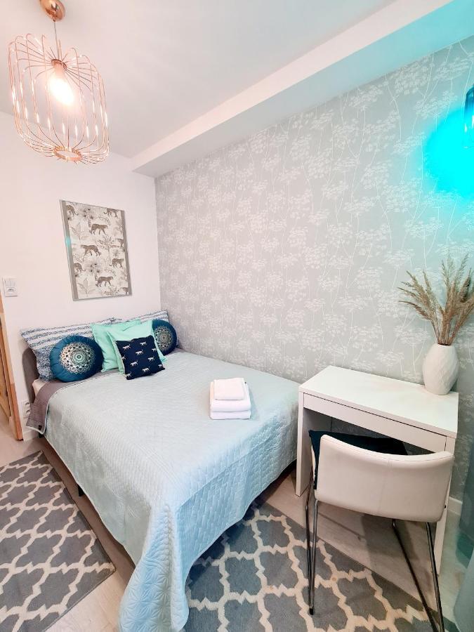 Apartamenty Przy Ratuszu 볼레스와비에츠 외부 사진