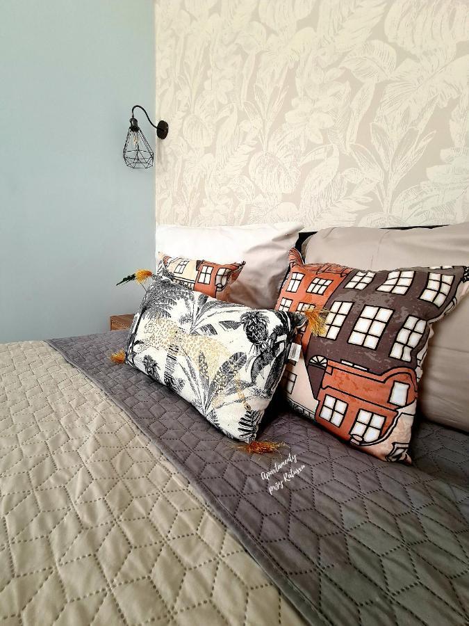 Apartamenty Przy Ratuszu 볼레스와비에츠 외부 사진